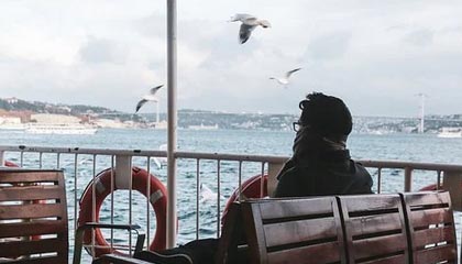 开云体育网站官方入口-安联：坚毅不屈，为德甲胜利不懈努力