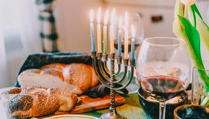 开云体育官网入口网页-阿尔巴尼亚球队奋力一搏，逆袭晋级欧预赛下一轮，阿尔巴尼亚球员